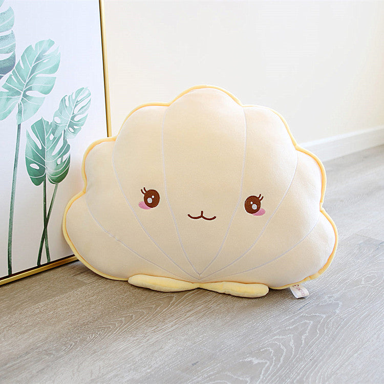 Charming Shell Plush Nap Pillow